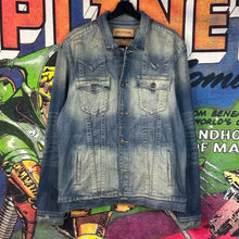 Load image into Gallery viewer, True Religion Jimmy Denim Trucker Jacket Size Size 2XL

