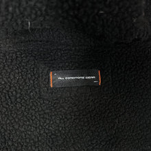 Load image into Gallery viewer, Nike ACG Ninja Fleece Pullover Jacket Size M
