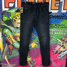 Load image into Gallery viewer, Purple Brand Skinny Jeans Black Size 33”
