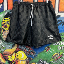Load image into Gallery viewer, Vintage 90’s Umbro Shorts Size XL
