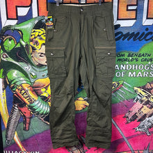 Load image into Gallery viewer, PPFM Green Cargo Pants Size 33”
