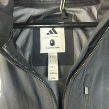 Load image into Gallery viewer, NWT Bape Adidas Golf Anorak Jacket Size XL
