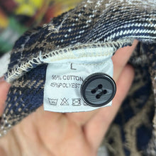 Load image into Gallery viewer, Vale Forever Spiderweb Flannel Size Large
