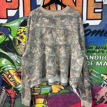 Load image into Gallery viewer, GV Gallery Raspberry Hills Realtree Camo Thermal Size Large
