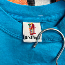 Load image into Gallery viewer, Y2K Six Flags Looney Tunes Tee Size Medium
