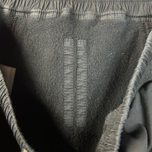 Load image into Gallery viewer, Rick Owens DRKSHDW Kilt Pants Size XS

