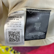 Load image into Gallery viewer, Fear of God Essentials Shell Tee Size Small
