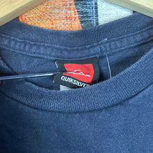 Load image into Gallery viewer, Y2K Quiksilver Surf Tee Size Medium
