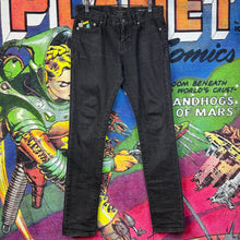 Load image into Gallery viewer, Saint Laurent Skinny Jeans Size 28”
