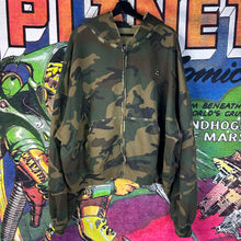 Load image into Gallery viewer, GV Gallery Raspberry Hills Camo Hoodie Size XL
