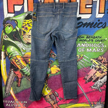 Load image into Gallery viewer, G-Star 3D Knee Rackam Jeans Size 36&quot;
