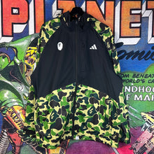 Load image into Gallery viewer, NWT Bape Adidas Golf Anorak Jacket Size XL
