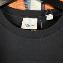 Load image into Gallery viewer, Burberry Swan Print Tee Size Medium
