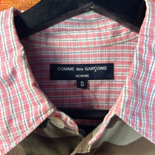 Load image into Gallery viewer, COMME des GARÇONS AD2011 Camouflage Switching Plaid Shirt Size Small
