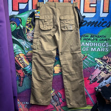 Load image into Gallery viewer, Y2K Cargo Double Knee Pants Size 32”
