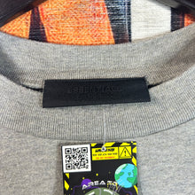 Load image into Gallery viewer, Fear of God Essentials Tee Size Small
