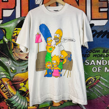 Load image into Gallery viewer, The Simpsons “Say Cheese” Family Portrait Tee Size XL
