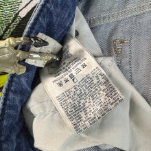 Load image into Gallery viewer, Diesel Faded Wash Striaght leg Jeans Size 38&quot;
