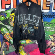Load image into Gallery viewer, Vale Forever ‘Army of Dreams’ Zip Up Hoodie Size XXL
