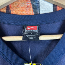 Load image into Gallery viewer, Y2K Michigan 15 Football Jersey Size Large
