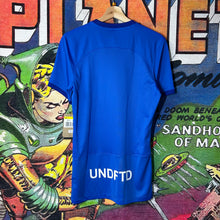 Load image into Gallery viewer, NWT Birmingham City FC Undftd Soccer Jersey Size Small
