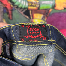 Load image into Gallery viewer, Evisu Painted Seagull Jeans Size 30”
