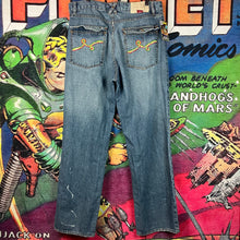 Load image into Gallery viewer, Y2K LRG Baggy Skater Jeans Size 36
