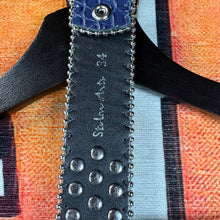 Load image into Gallery viewer, Stolen Art Venom Belt Size 34&quot;
