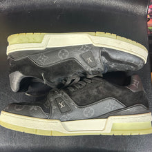 Load image into Gallery viewer, Louis Vuitton Trainer Black Monogram Size LV 7 (8.5-9M)
