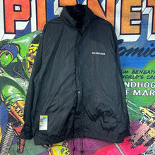 Load image into Gallery viewer, Balenciaga Défilé Coach Jacket Size 46 / 2XL
