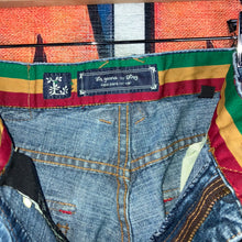 Load image into Gallery viewer, Y2K LRG Baggy Skater Jeans Size 36
