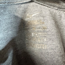 Load image into Gallery viewer, Nike Minnesota Twins MLB Hoodie Size XL
