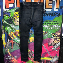 Load image into Gallery viewer, Amiri MX1 Cracked Paint Jeans Black Blue Size 36”
