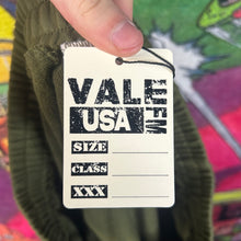 Load image into Gallery viewer, NWT Vale Army Green Sweatpants Size XXL

