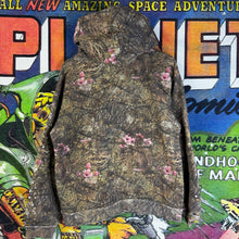 Load image into Gallery viewer, Sp5der Real Tree OG Camo Web Hoodie Size Large
