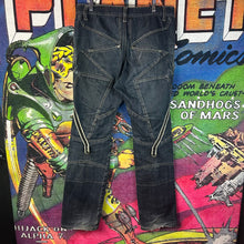 Load image into Gallery viewer, PPFM Zipper Pocket Jeans Size 32”
