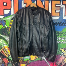 Load image into Gallery viewer, Y2K Harley Davidson Willie G Convertible Leather Jacket Size Large
