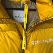 Load image into Gallery viewer, Moncler Genius Palm Angels Rodman Vest Size Large
