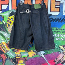 Load image into Gallery viewer, Neux Debut Denim Shorts Size 30&quot;
