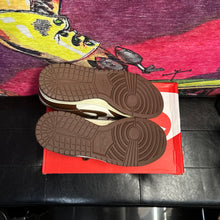 Load image into Gallery viewer, Nike Dunk Low Women’s Cacao Wow Size Size 11.5
