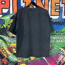 Load image into Gallery viewer, Vale Elvis Presley Tee Size XL

