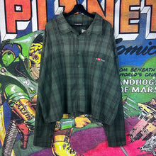 Load image into Gallery viewer, GV Gallery Raspberry Hills Flannel Green Size XL
