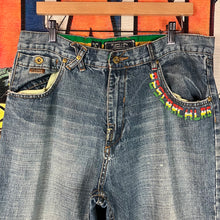 Load image into Gallery viewer, Y2K LRG Baggy Skater Jeans Size 36
