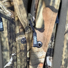 Load image into Gallery viewer, Guide Series TecH20 Camo Hunting Jacket Size XL
