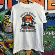 Load image into Gallery viewer, Vintage 90’s Tazmanian Devil Tee Size Medium
