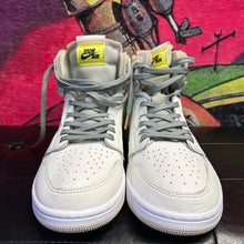 Load image into Gallery viewer, Jordan 1 High Zoom Air CMFT Pearl White Size Women’s 12
