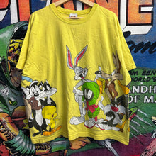 Load image into Gallery viewer, Vintage 90’s 97’ Looney Tunes Character Tee Size Boxy XL
