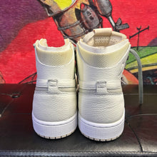 Load image into Gallery viewer, Jordan 1 High Zoom Air CMFT Pearl White Size Women’s 12

