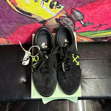 Load image into Gallery viewer, Off-White Vulc Low “Black Green” Size 9/42
