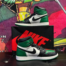 Load image into Gallery viewer, Pine Green 1’s Size 11
